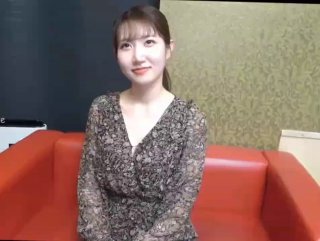 小巧的少女荡妇Jill Kassidy给她的继父最后一程